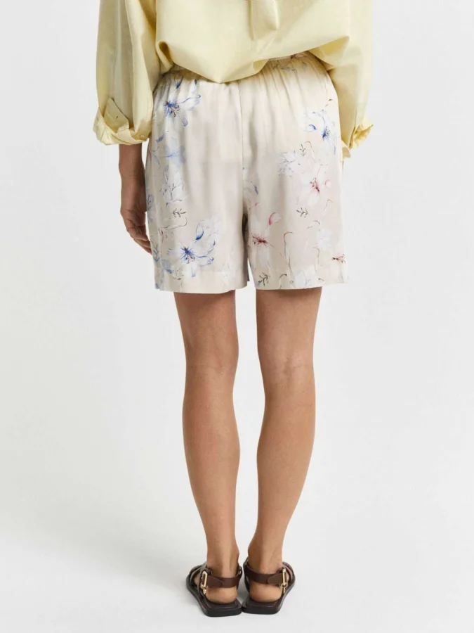 GANT - REL FLORAL PRINT SHORTS 2