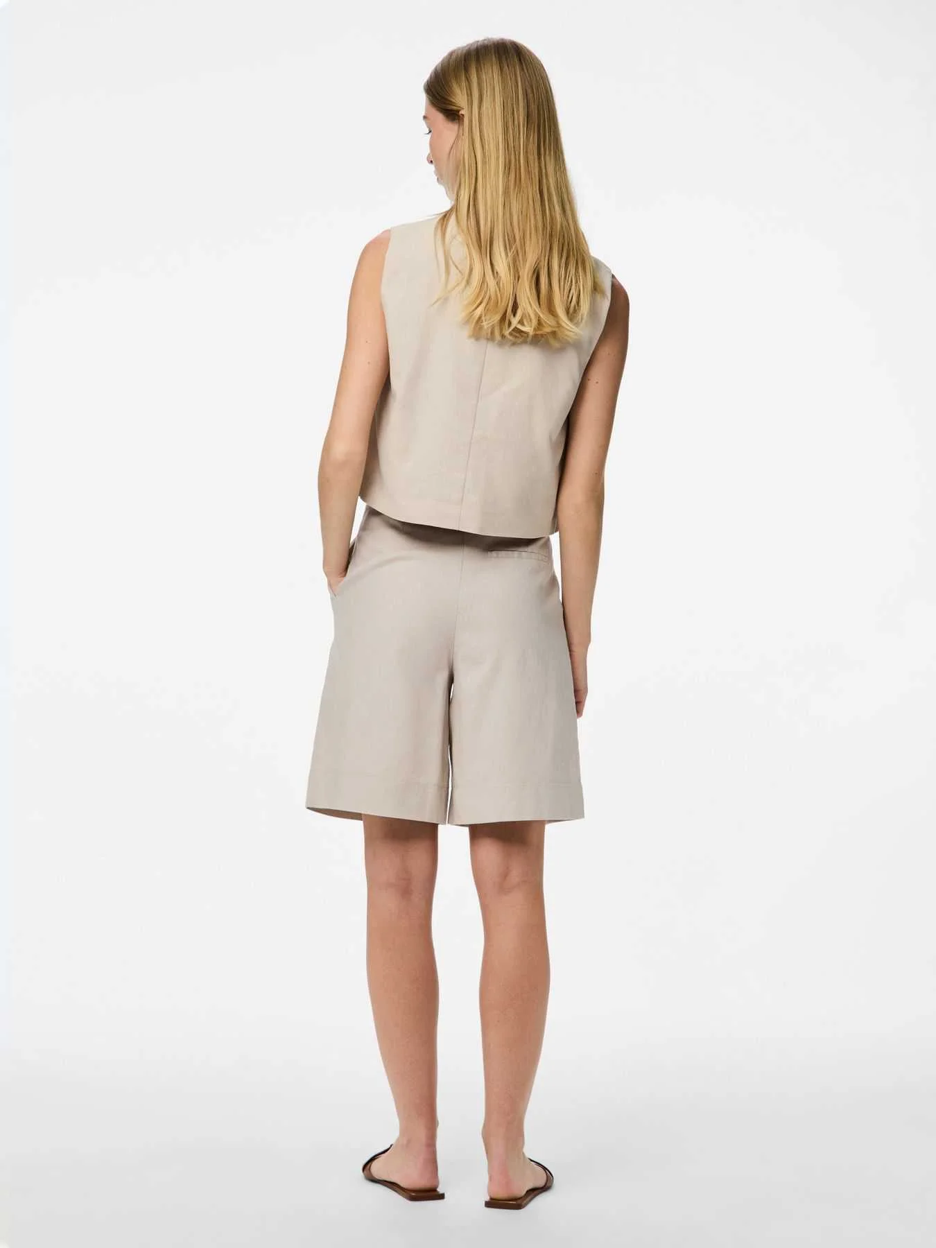 Pieces - PCTIKI HW BERMUDA SHORTS Pieces - PCTIKI HW BERMUDA SHORTS