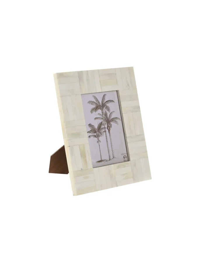 Item International -...