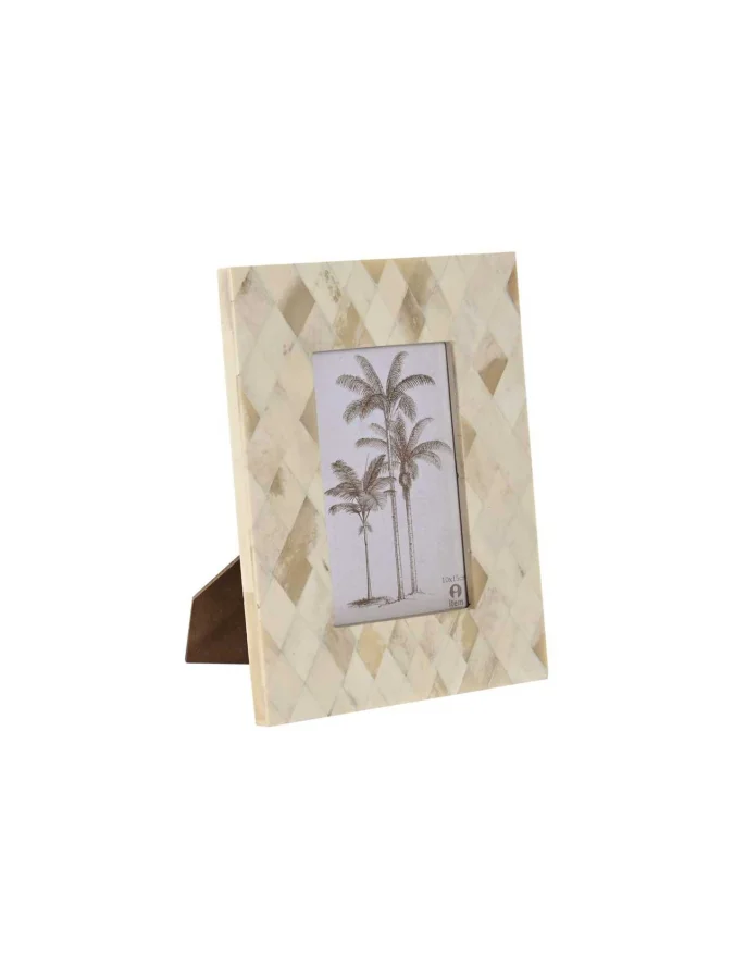 Item International -...
