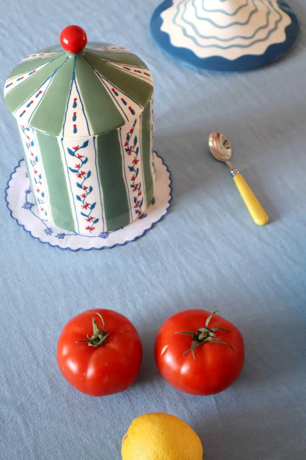 LAETITIA ROUGET - Jar, Flower Box, 23... LAETITIA ROUGET - Jar, Flower Box, 23...