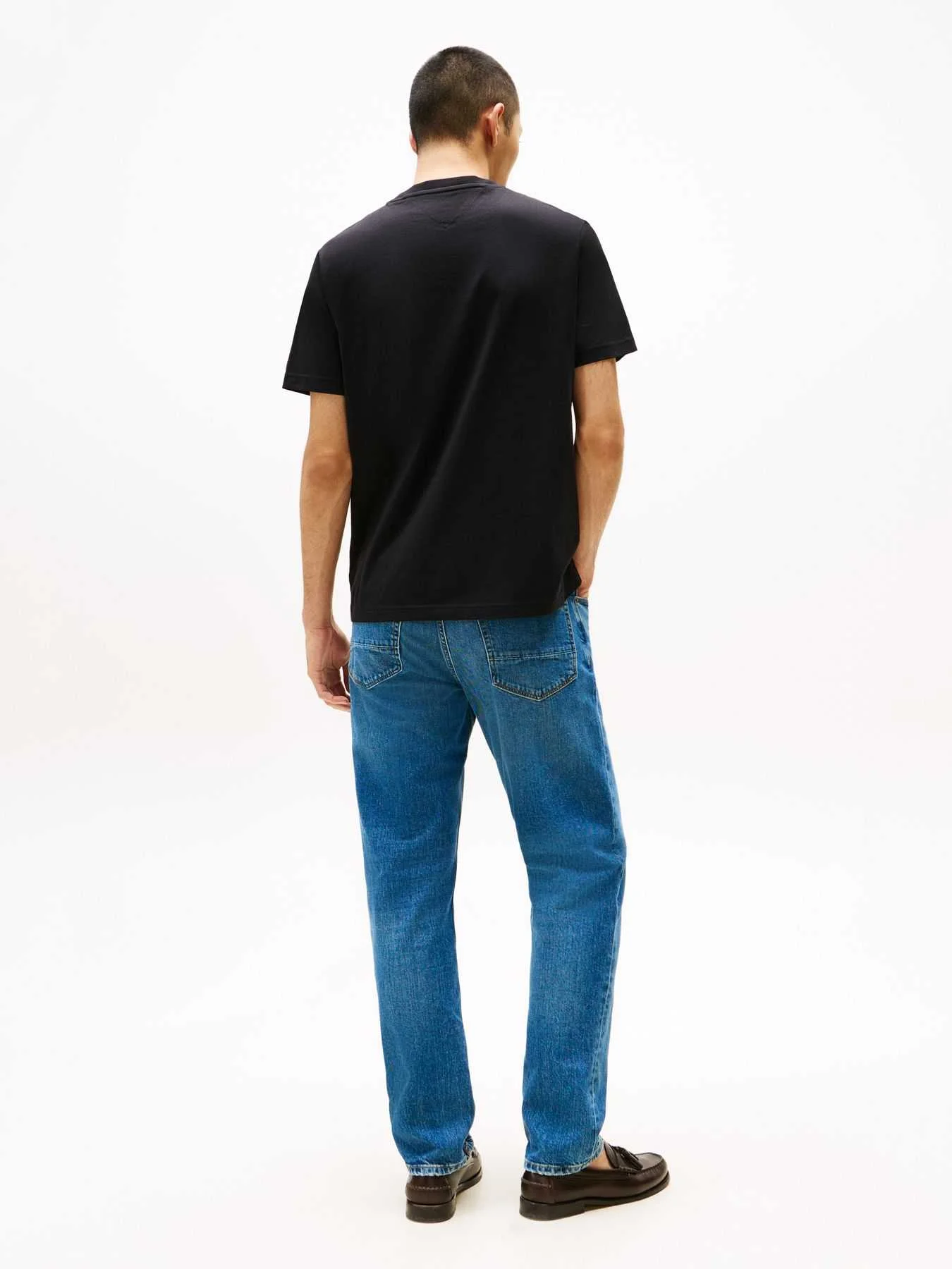 Tommy Hilfiger - BRAND LOVE HILFIGER TEE Tommy Hilfiger - BRAND LOVE HILFIGER TEE
