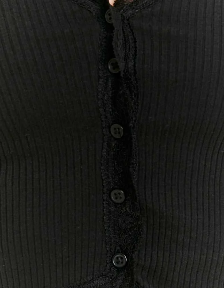 Tally Weijl - Black Basic Top with... Tally Weijl - Black Basic Top with...