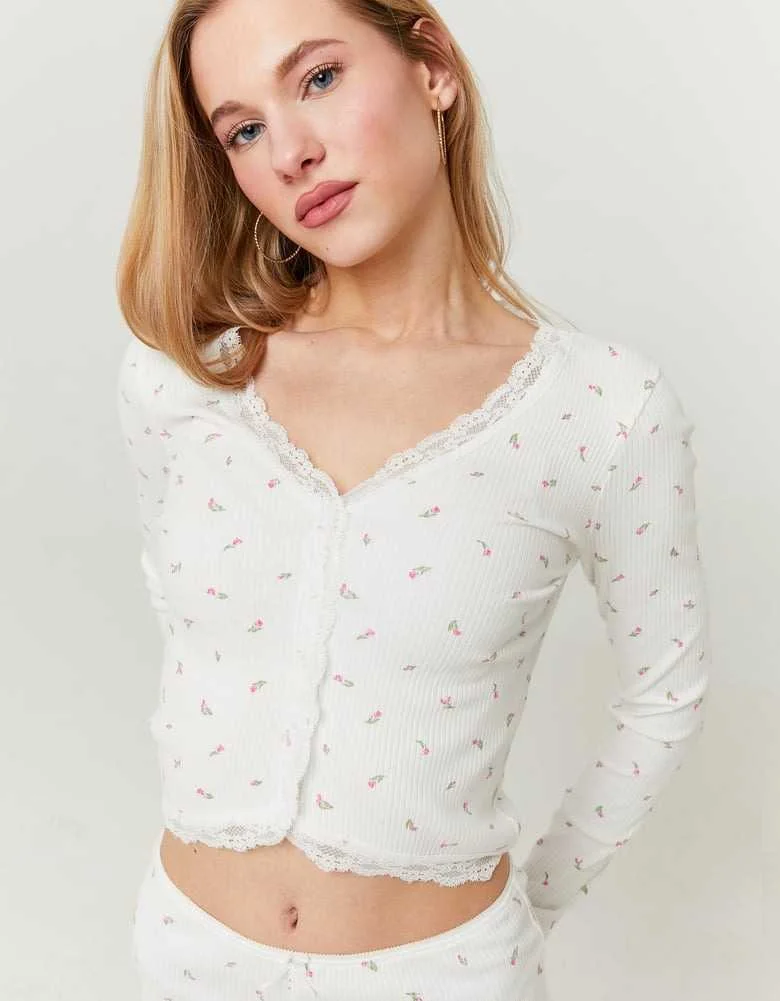 Tally Weijl - Floral Basic Top with... Tally Weijl - Floral Basic Top with...