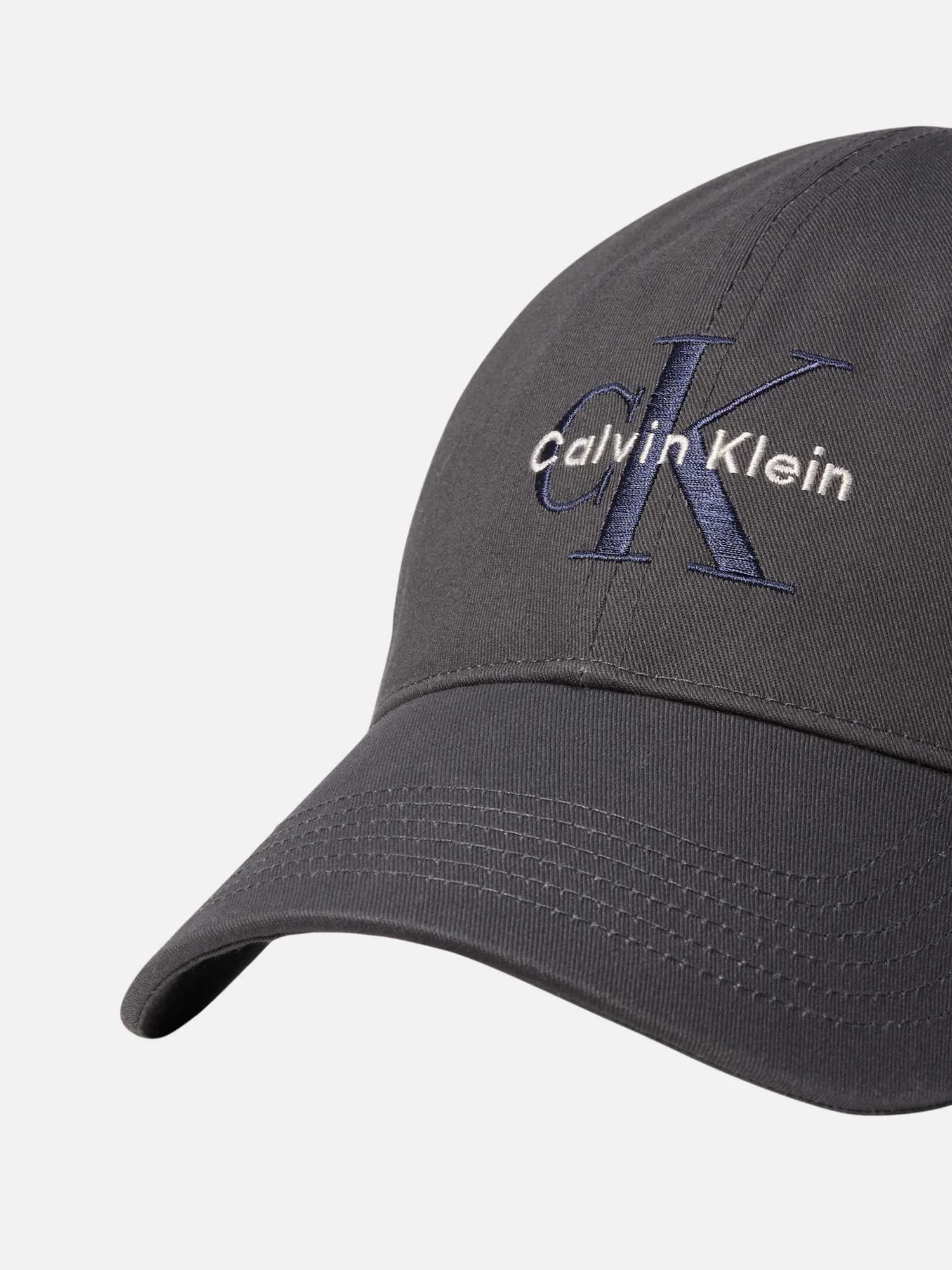 CALVIN KLEIN - MONOLOGO EMBROIDERY... CALVIN KLEIN - MONOLOGO EMBROIDERY...