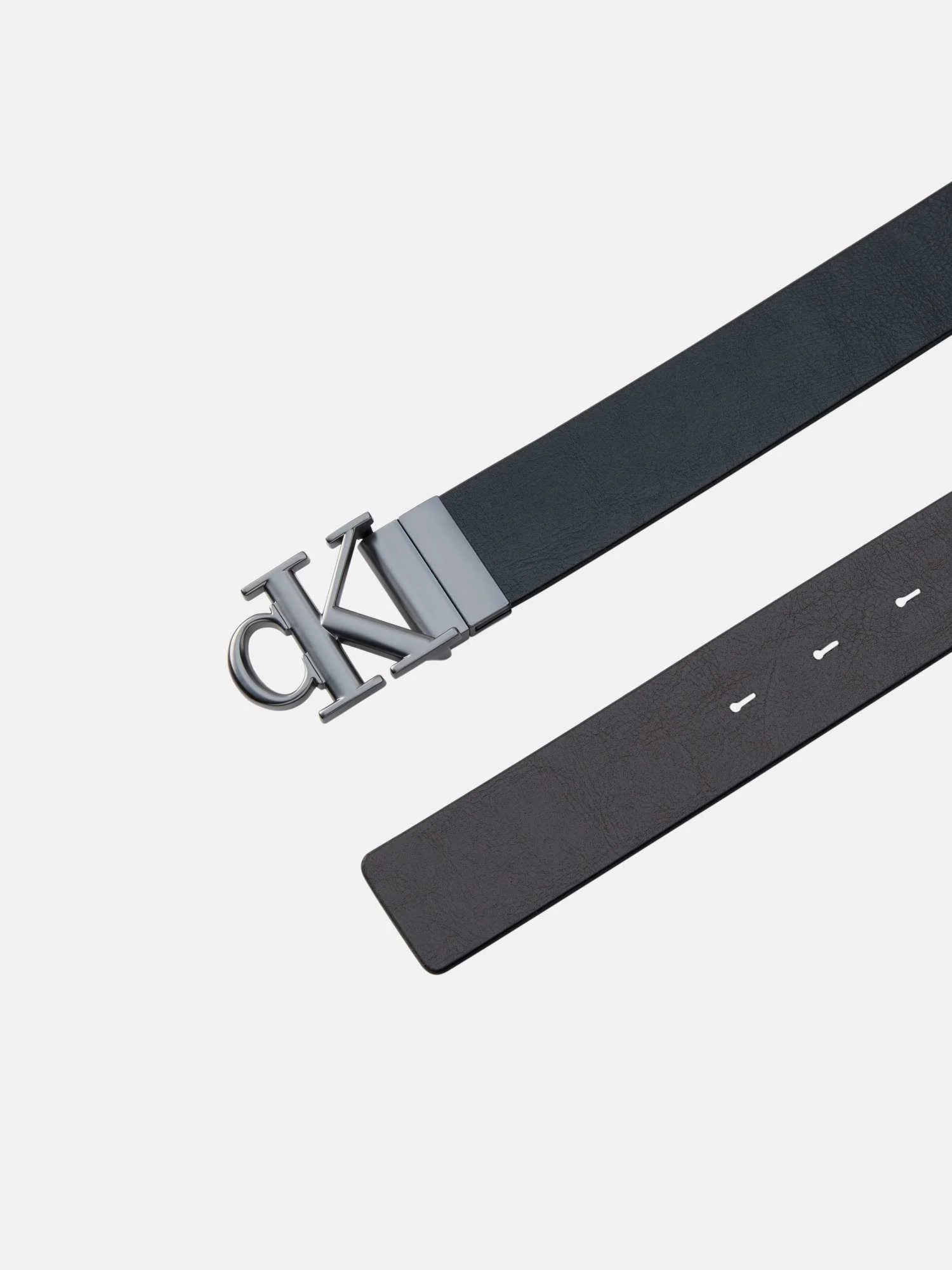 CALVIN KLEIN - MONOGRAM PLAQUE BUCKLE... CALVIN KLEIN - MONOGRAM PLAQUE BUCKLE...