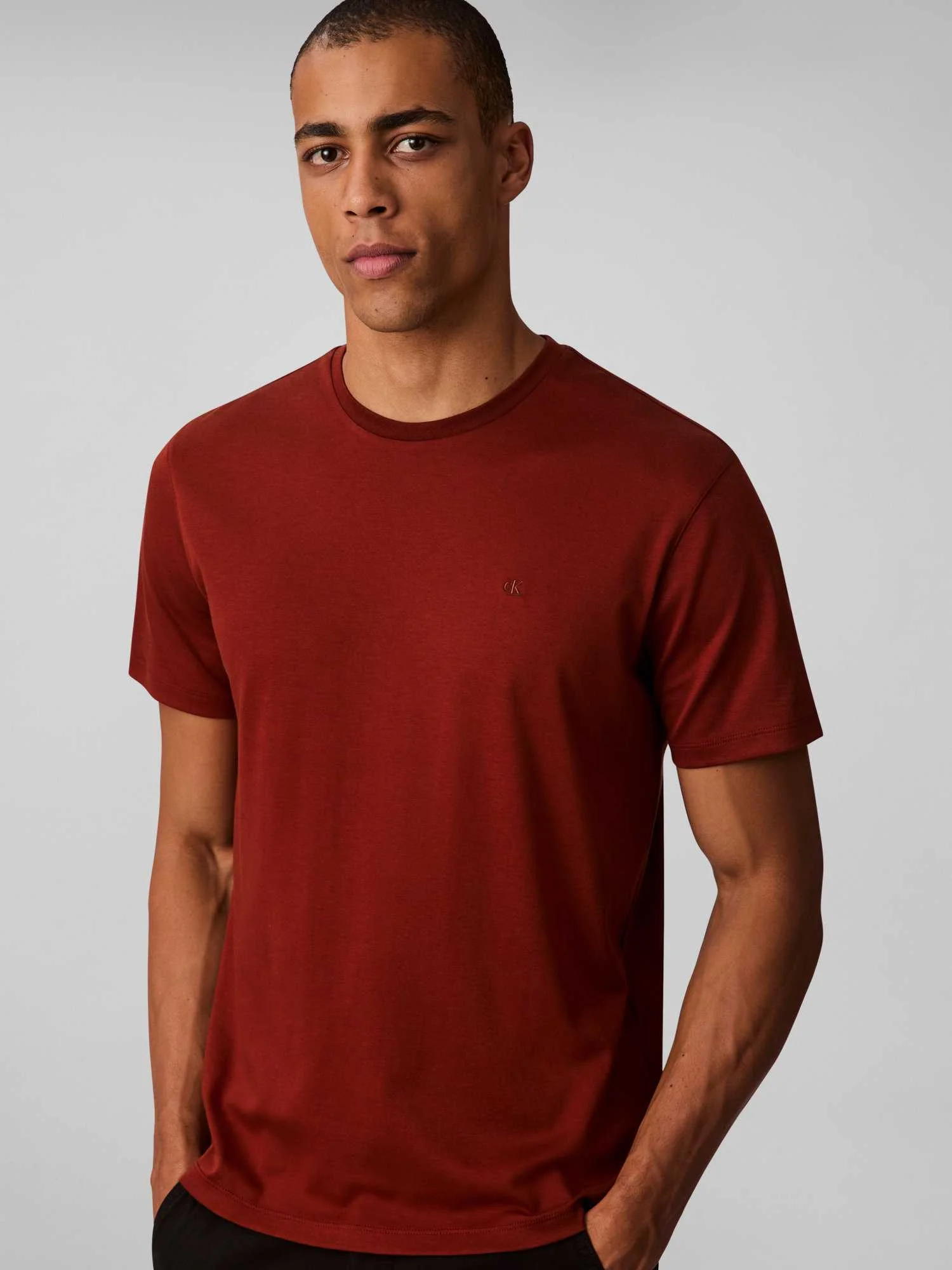 CALVIN KLEIN - SS SUPIMA CHEST EMB... CALVIN KLEIN - SS SUPIMA CHEST EMB...