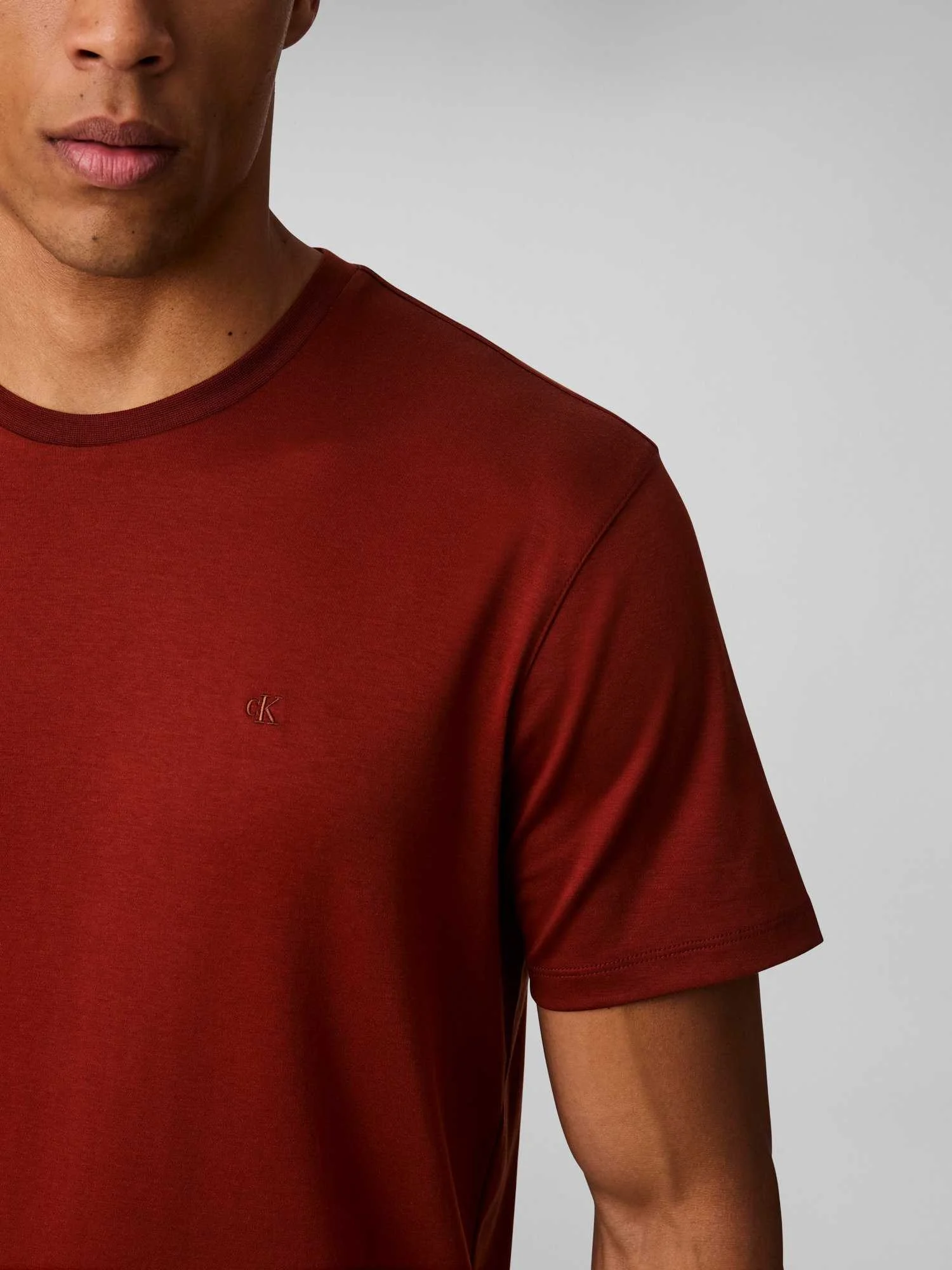 CALVIN KLEIN - SS SUPIMA CHEST EMB... CALVIN KLEIN - SS SUPIMA CHEST EMB...