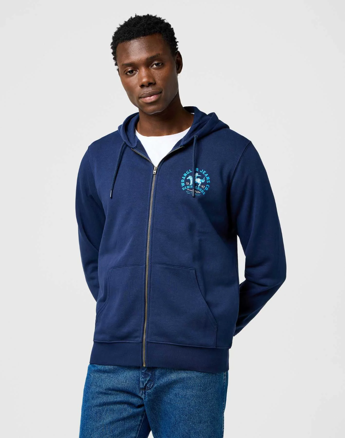 WRANGLER - GRAPHIC ZIP HOODIE WRANGLER - GRAPHIC ZIP HOODIE