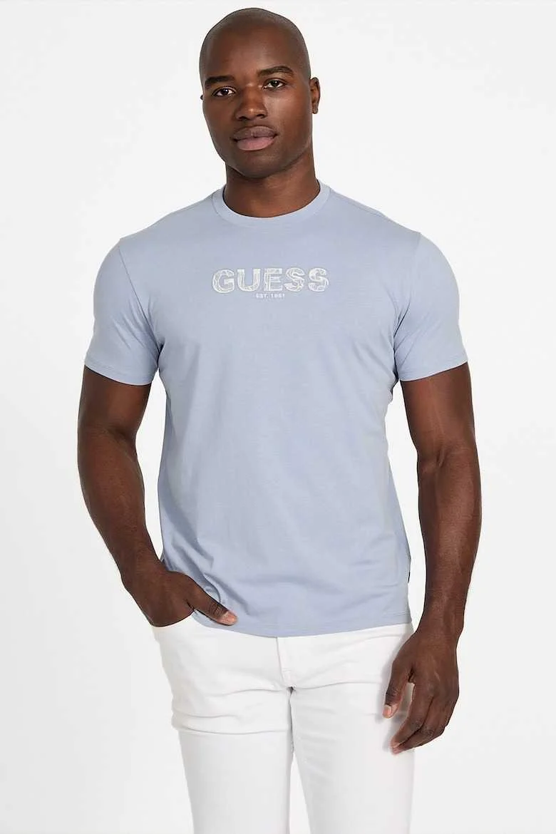 GUESS - SS BSC GUESS EMBROIDERY LOGO GUESS - SS BSC GUESS EMBROIDERY LOGO