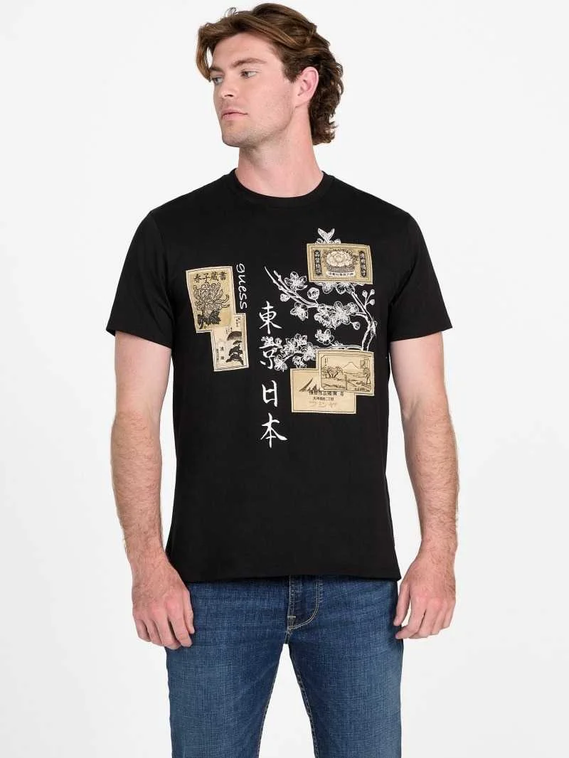 GUESS - SS BSC JAPANESE STAMPS TEE GUESS - SS BSC JAPANESE STAMPS TEE