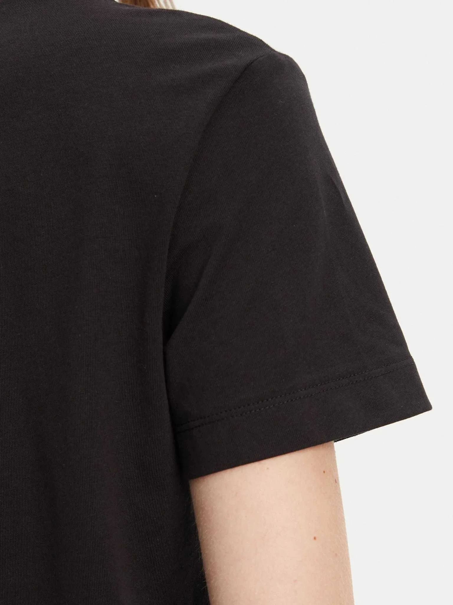 CALVIN KLEIN - A - SS CLASSIC 20S JSY... CALVIN KLEIN - A - SS CLASSIC 20S JSY...