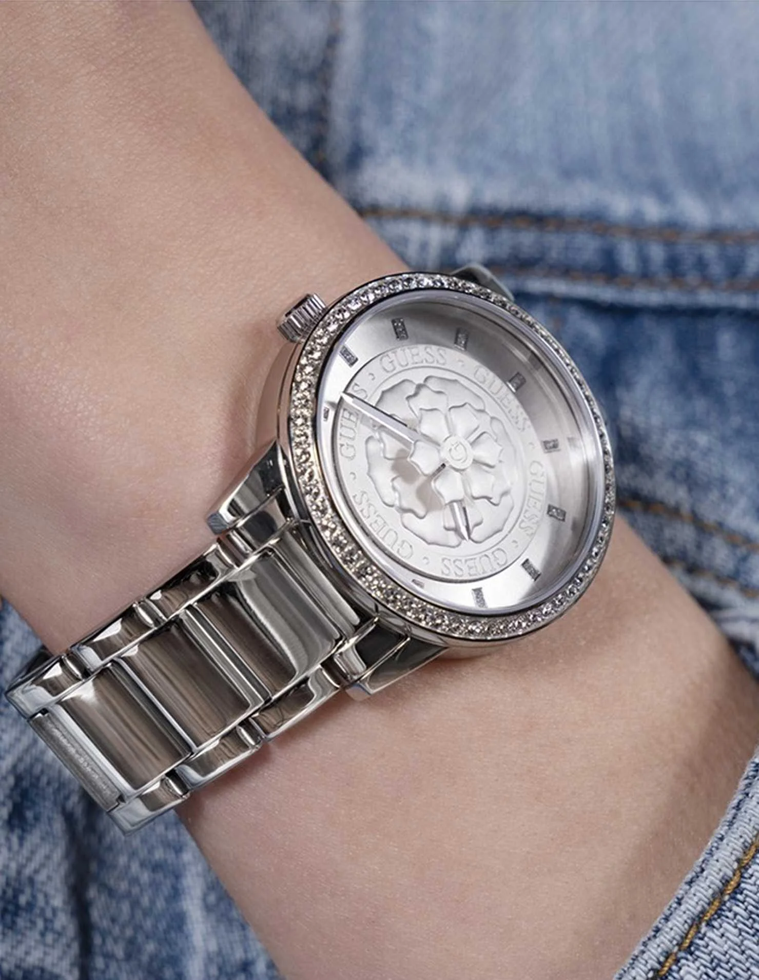 GUESS - PETAL GUESS - PETAL