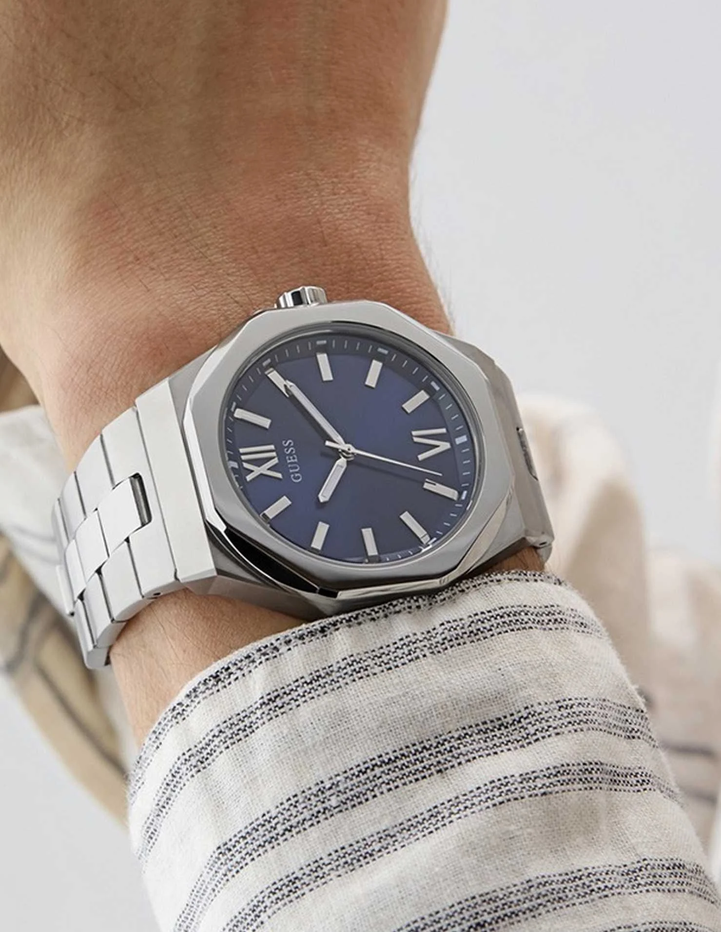 GUESS - EMPEROR GUESS - EMPEROR