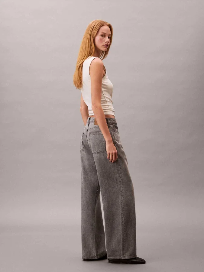 CALVIN KLEIN JEANS - LOW... 2