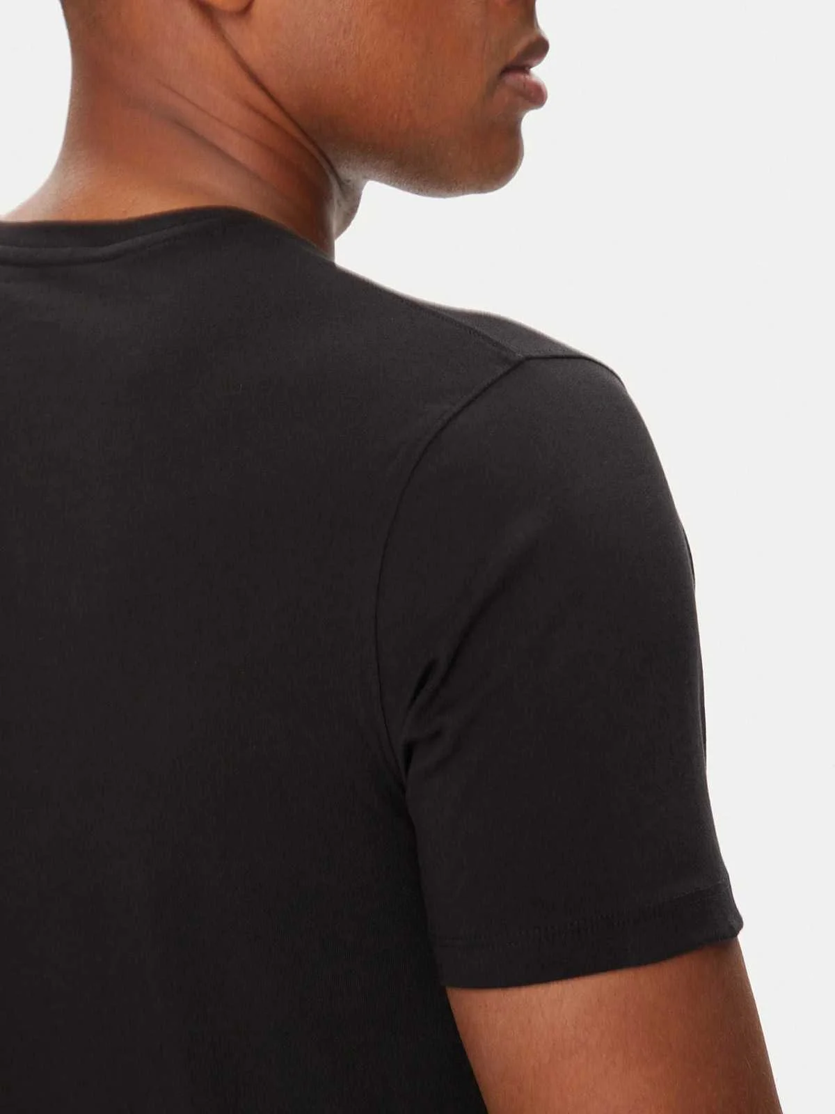 GUESS - SS CN BASIC PIMA TEE GUESS - SS CN BASIC PIMA TEE