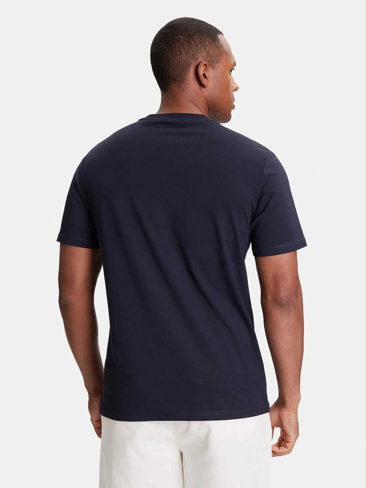 GUESS - CN SS MARINA EMBROIDERY TEE GUESS - CN SS MARINA EMBROIDERY TEE