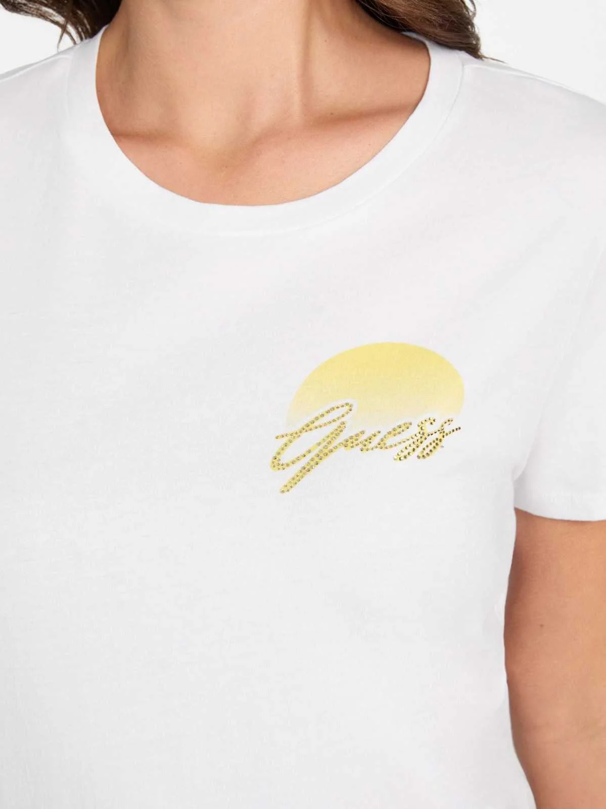GUESS - SS GUESS SUNNY LOGO EASY TEE GUESS - SS GUESS SUNNY LOGO EASY TEE