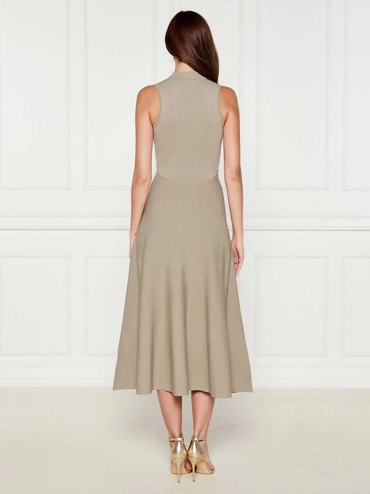 GUESS - SL CASSANDRA LONG SWTR DRESS GUESS - SL CASSANDRA LONG SWTR DRESS