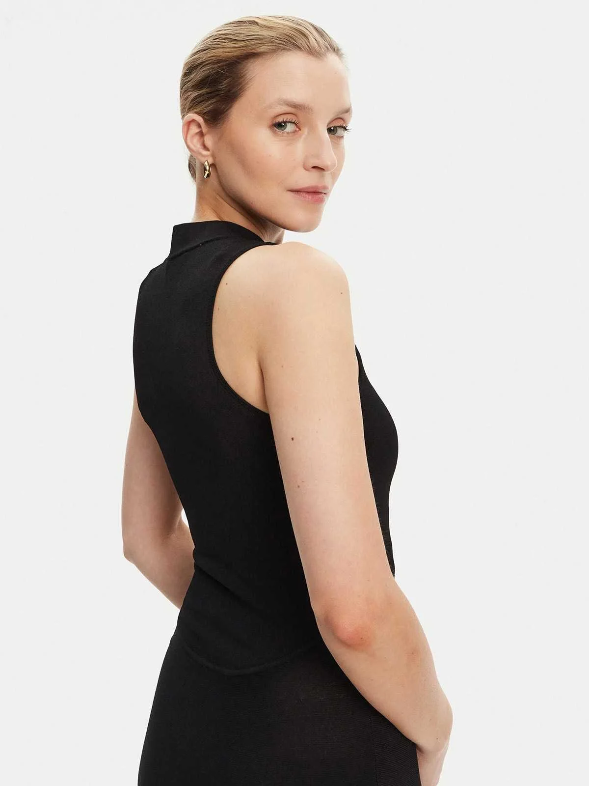GUESS - SL CASSANDRA LONG SWTR DRESS GUESS - SL CASSANDRA LONG SWTR DRESS