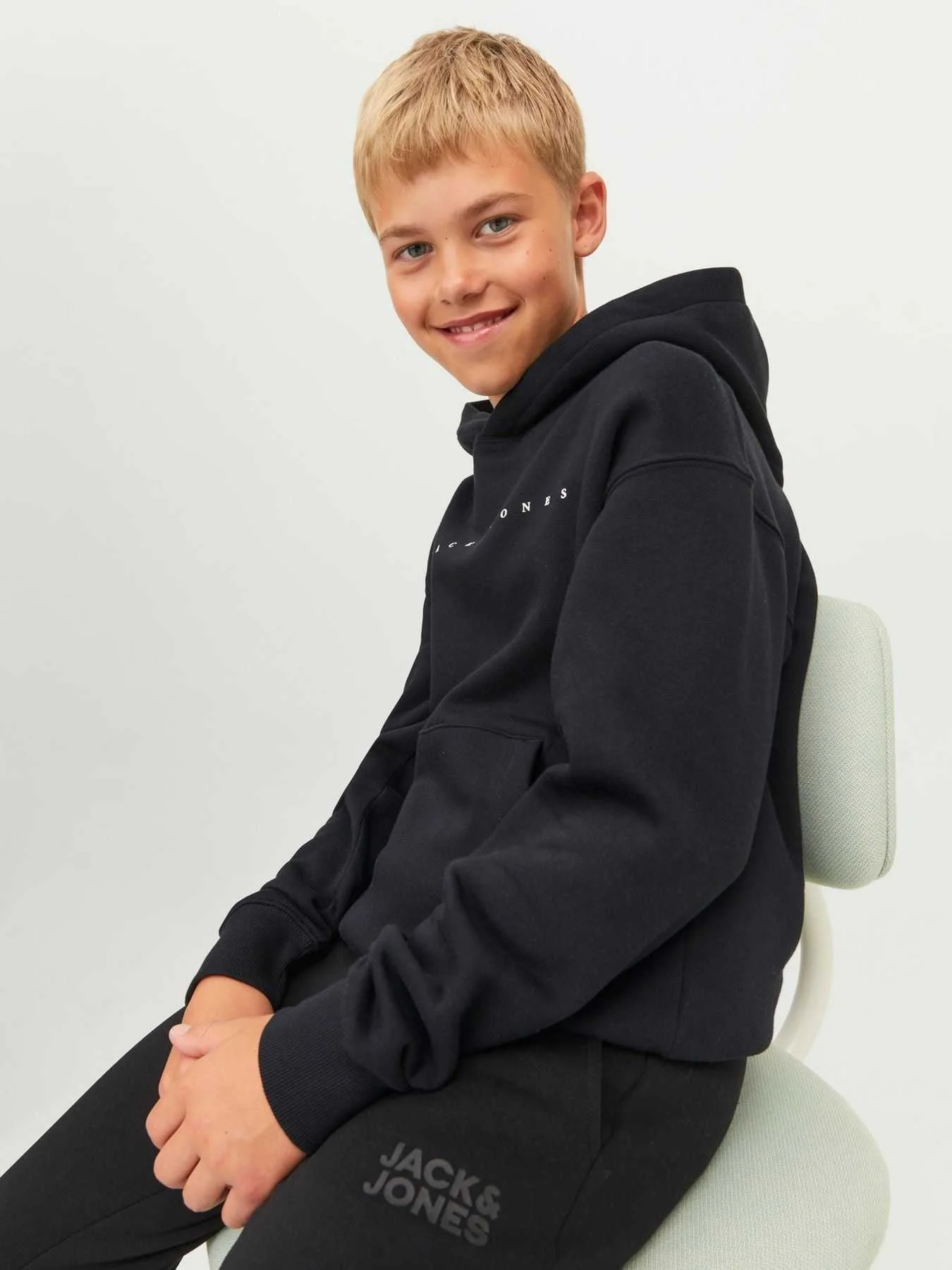 JACK&JONES JUNIOR - JJESTAR JJ SWEAT... JACK&JONES JUNIOR - JJESTAR JJ SWEAT...