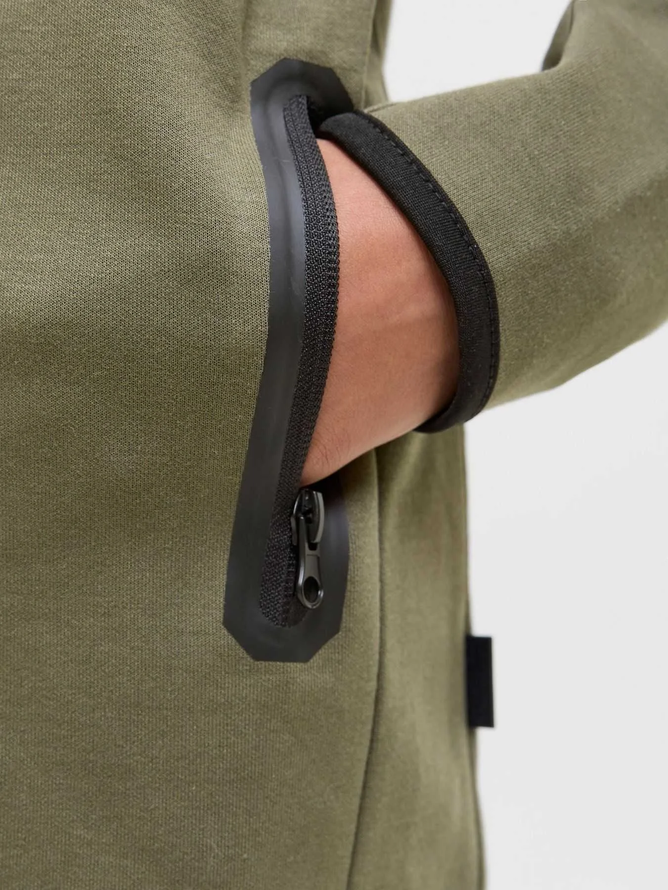 JACK&JONES JUNIOR - JCOFUSION SWEAT... JACK&JONES JUNIOR - JCOFUSION SWEAT...