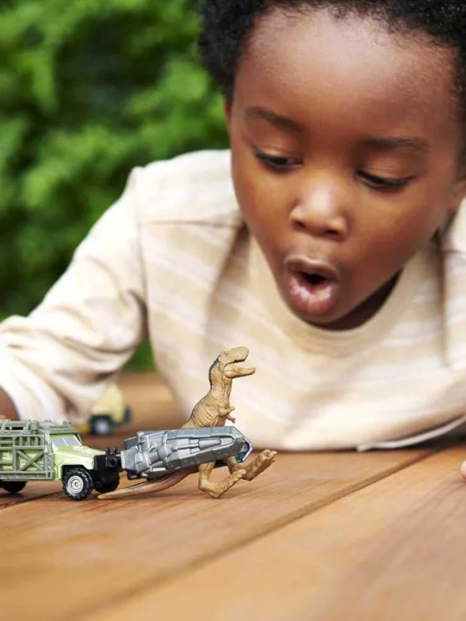 Matchbox, Jurassic World... 2