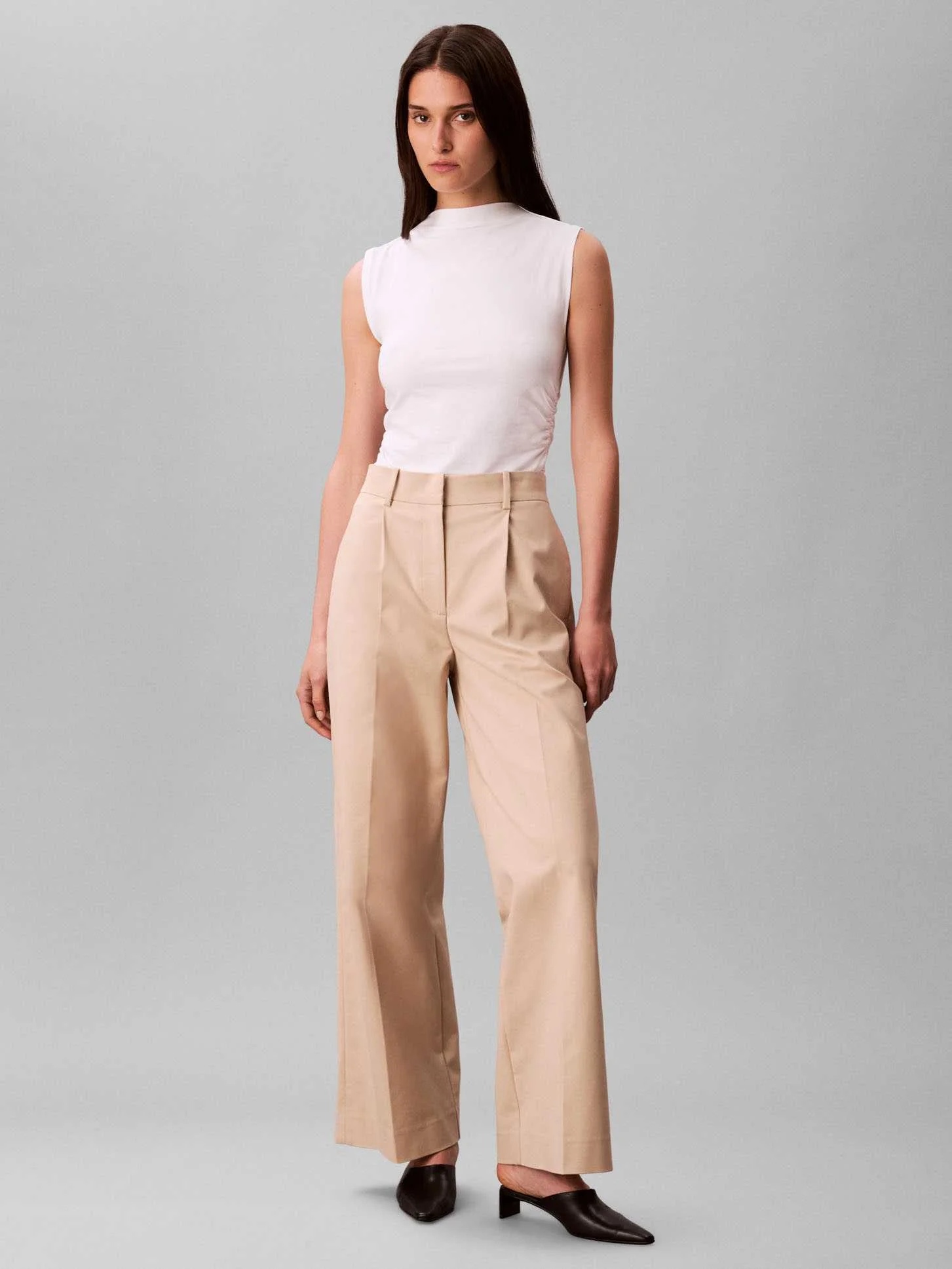 CALVIN KLEIN - STRETCH CHINO W/ PLEAT... CALVIN KLEIN - STRETCH CHINO W/ PLEAT...
