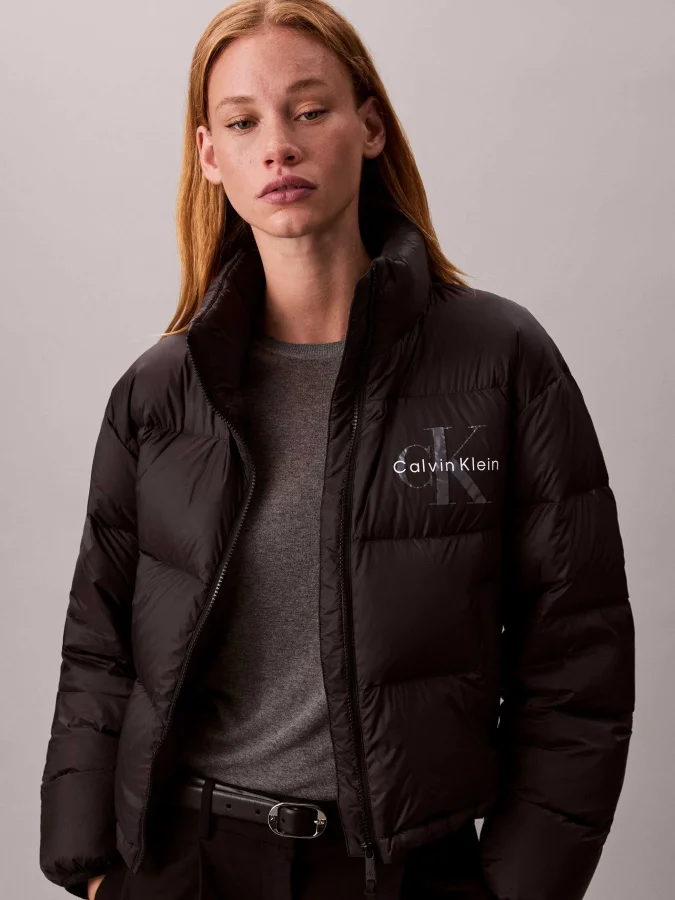 CALVIN KLEIN JEANS -...