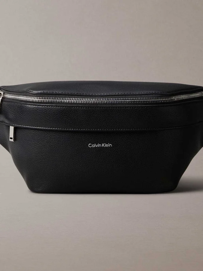 CALVIN KLEIN - RAISED WAISTBAG