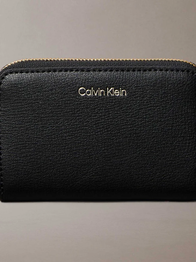CALVIN KLEIN - FOIL LOGO...