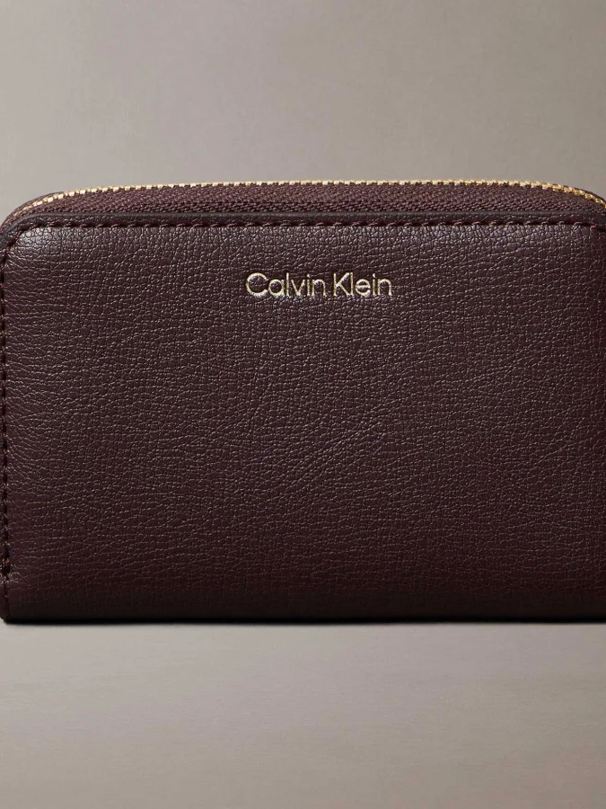 CALVIN KLEIN - FOIL LOGO...