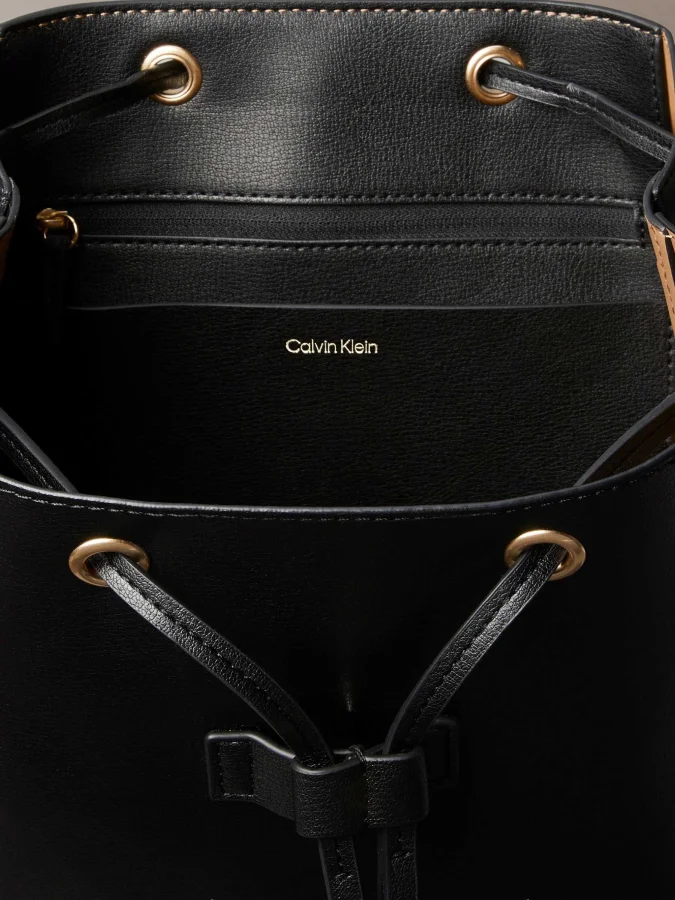 CALVIN KLEIN - FOIL LOGO... 2
