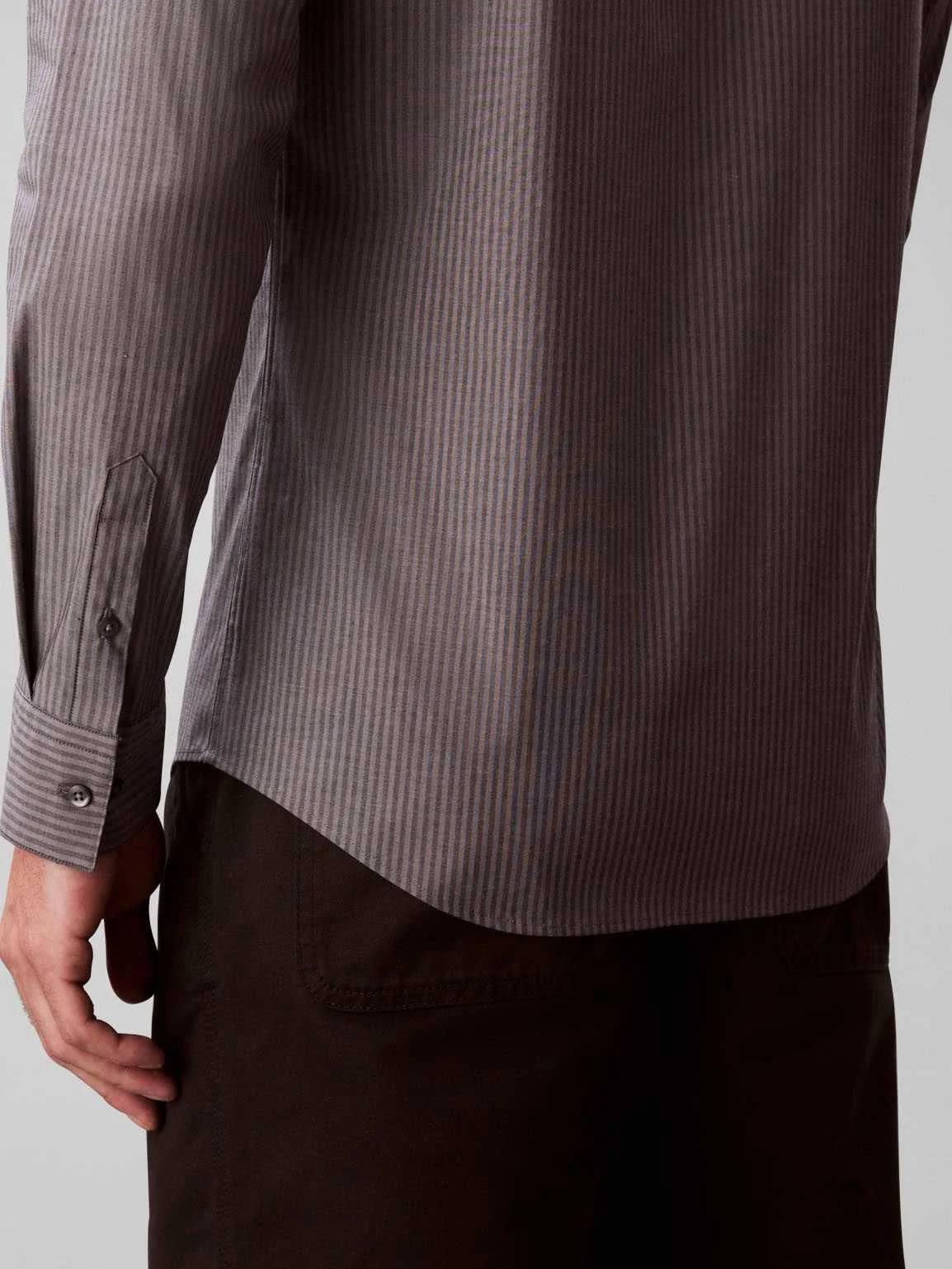 CALVIN KLEIN - LS THIN STRIPE STRETCH... CALVIN KLEIN - LS THIN STRIPE STRETCH...