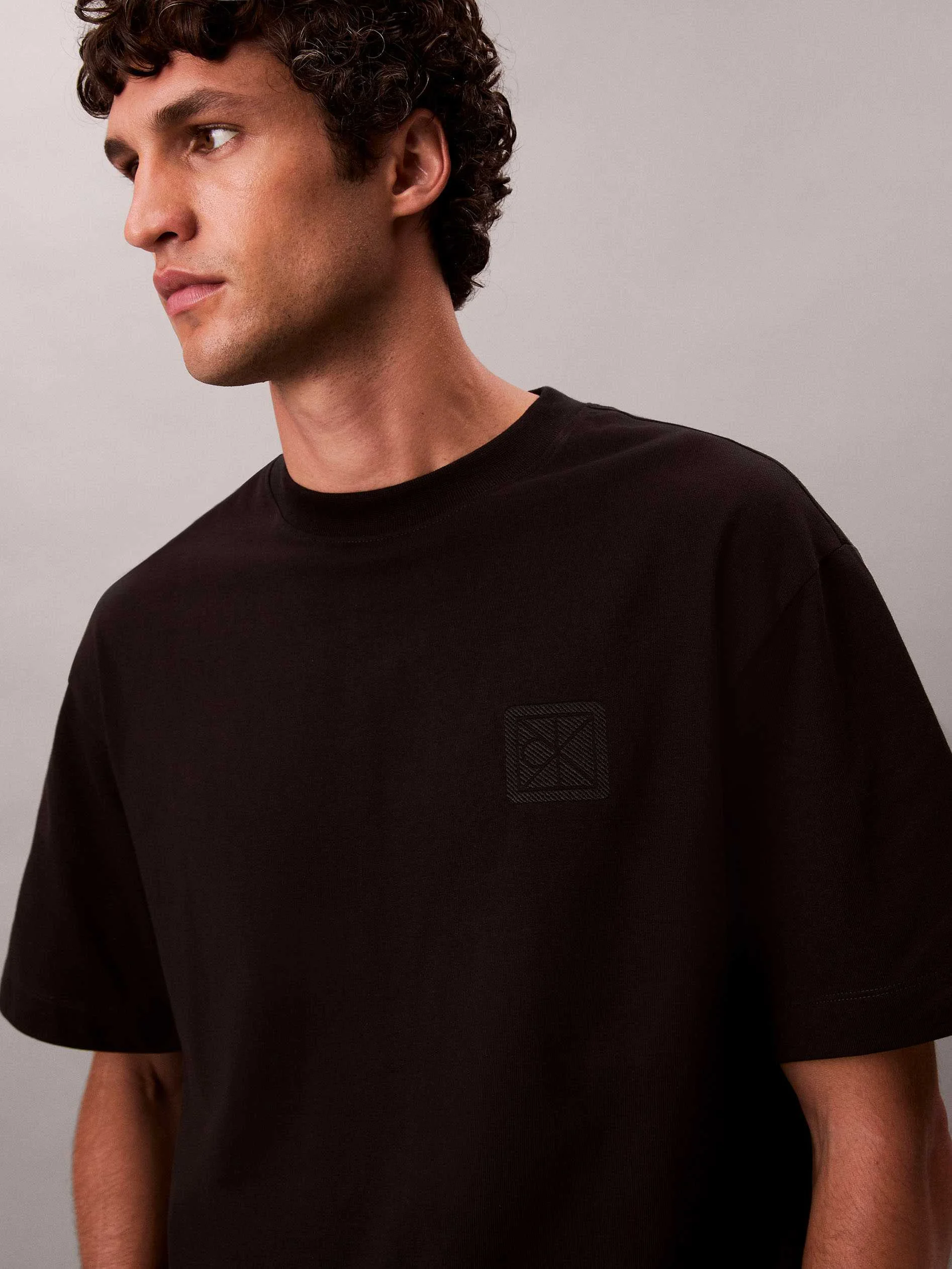 CALVIN KLEIN - SS 16s JERSEY CK... CALVIN KLEIN - SS 16s JERSEY CK...