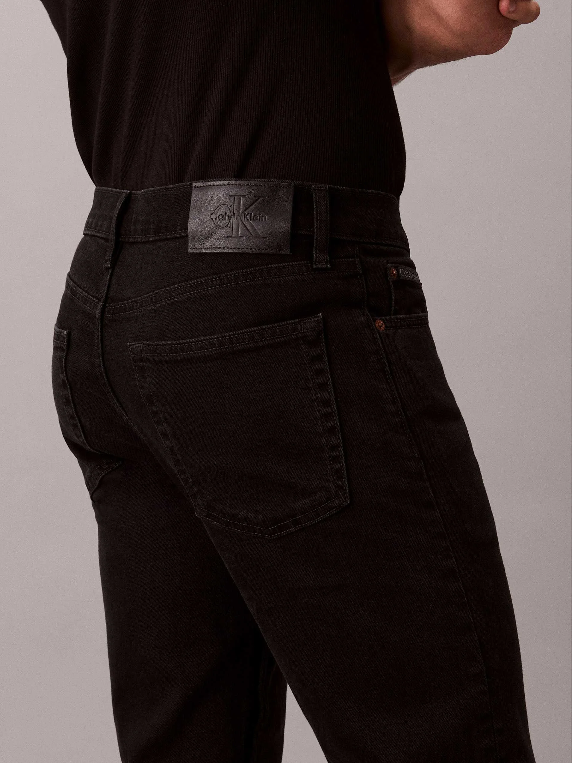 CALVIN KLEIN - SLIM STRAIGHT JAGUAR... CALVIN KLEIN - SLIM STRAIGHT JAGUAR...