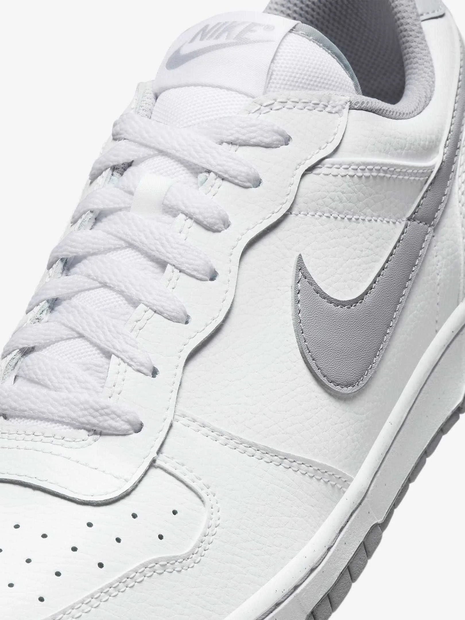 NIKE - BIG NIKE LOW NIKE - BIG NIKE LOW