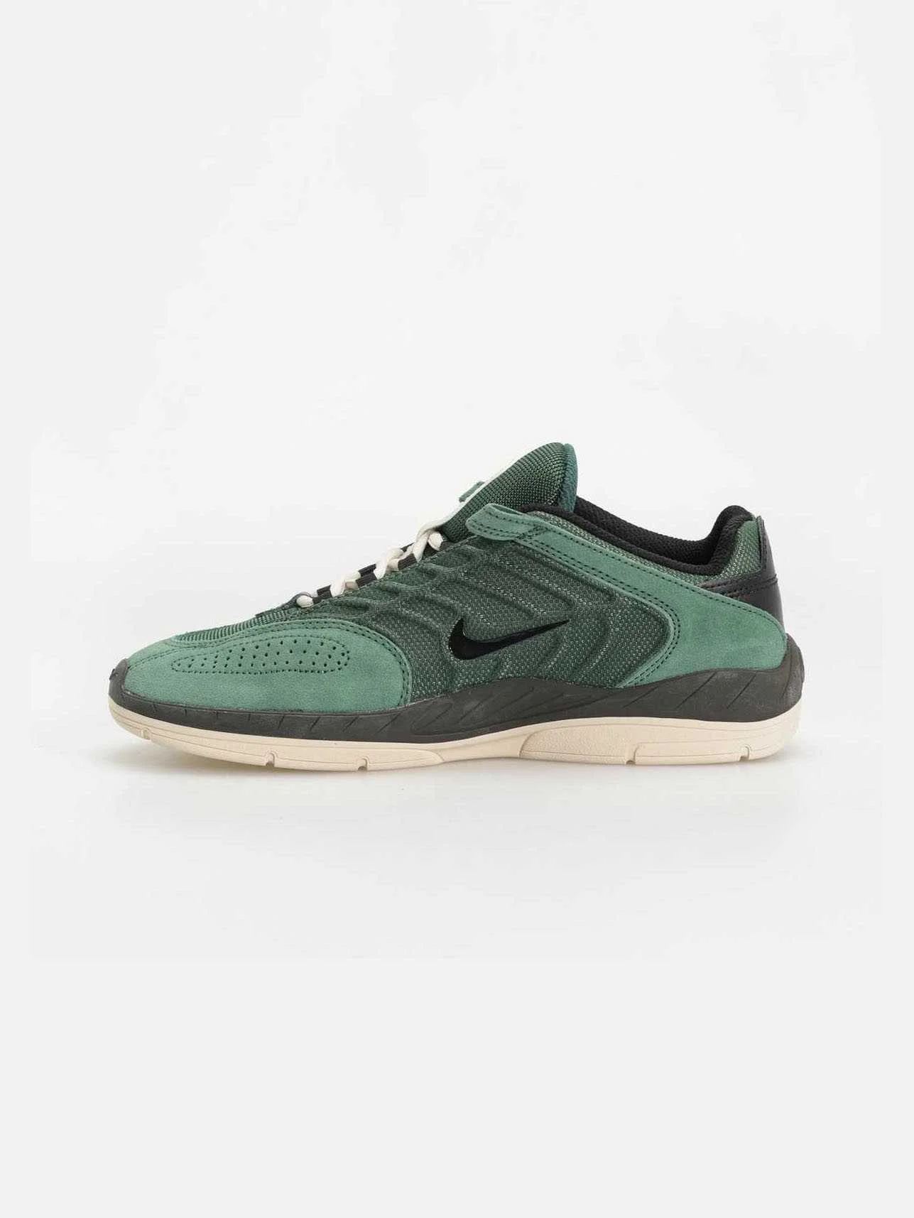 NIKE - NIKE SB VERTEBRAE NIKE - NIKE SB VERTEBRAE