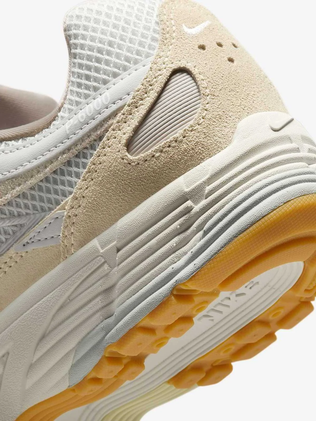 NIKE - W NIKE P-6000 NIKE - W NIKE P-6000
