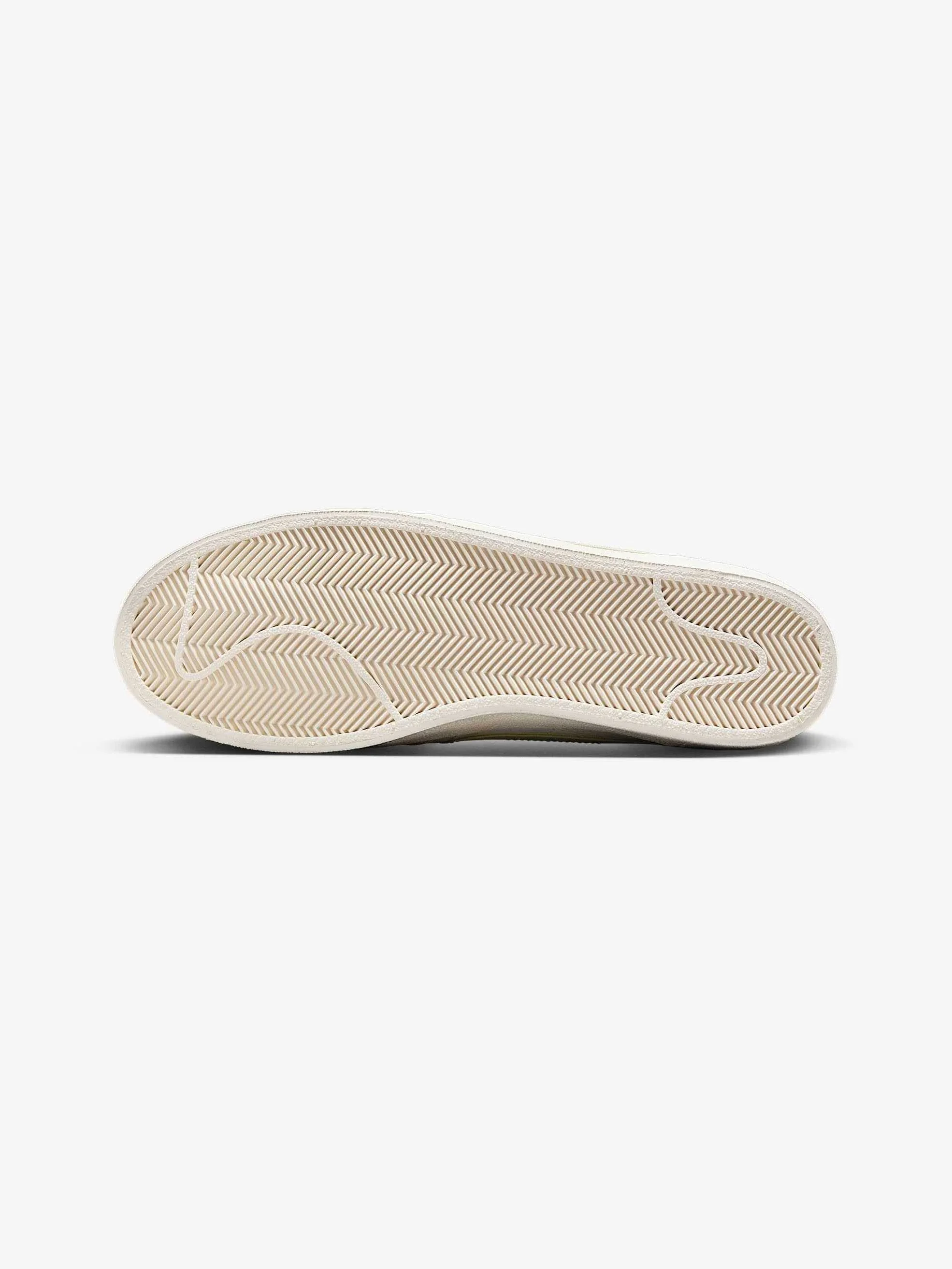 NIKE - KILLSHOT 2 LTR PRM NIKE - KILLSHOT 2 LTR PRM