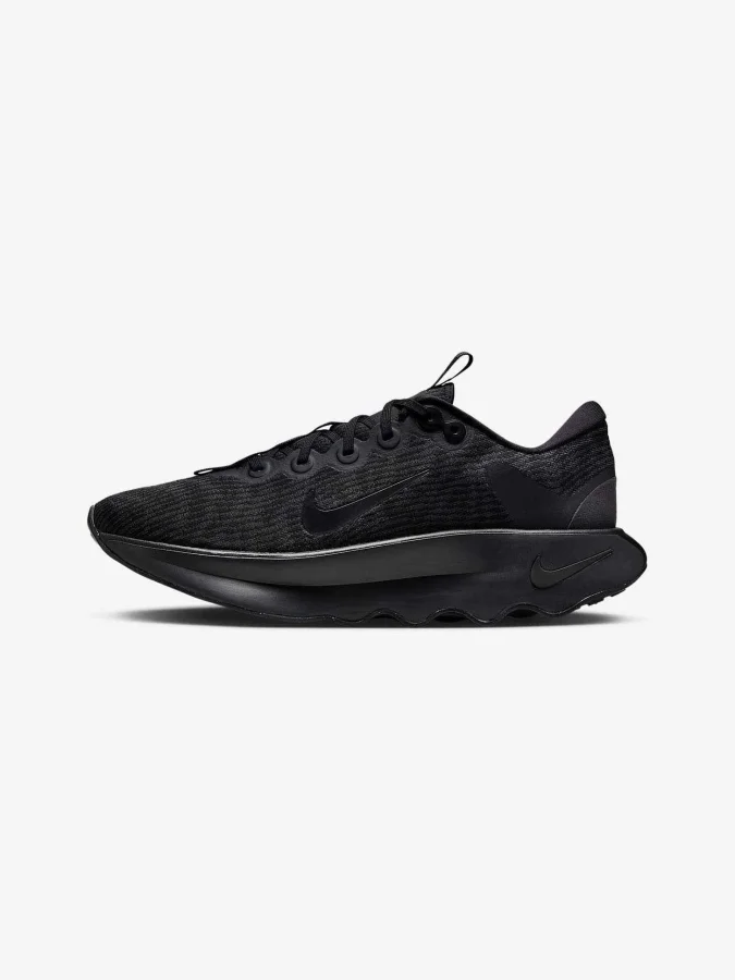 NIKE - NIKE MOTIVA
