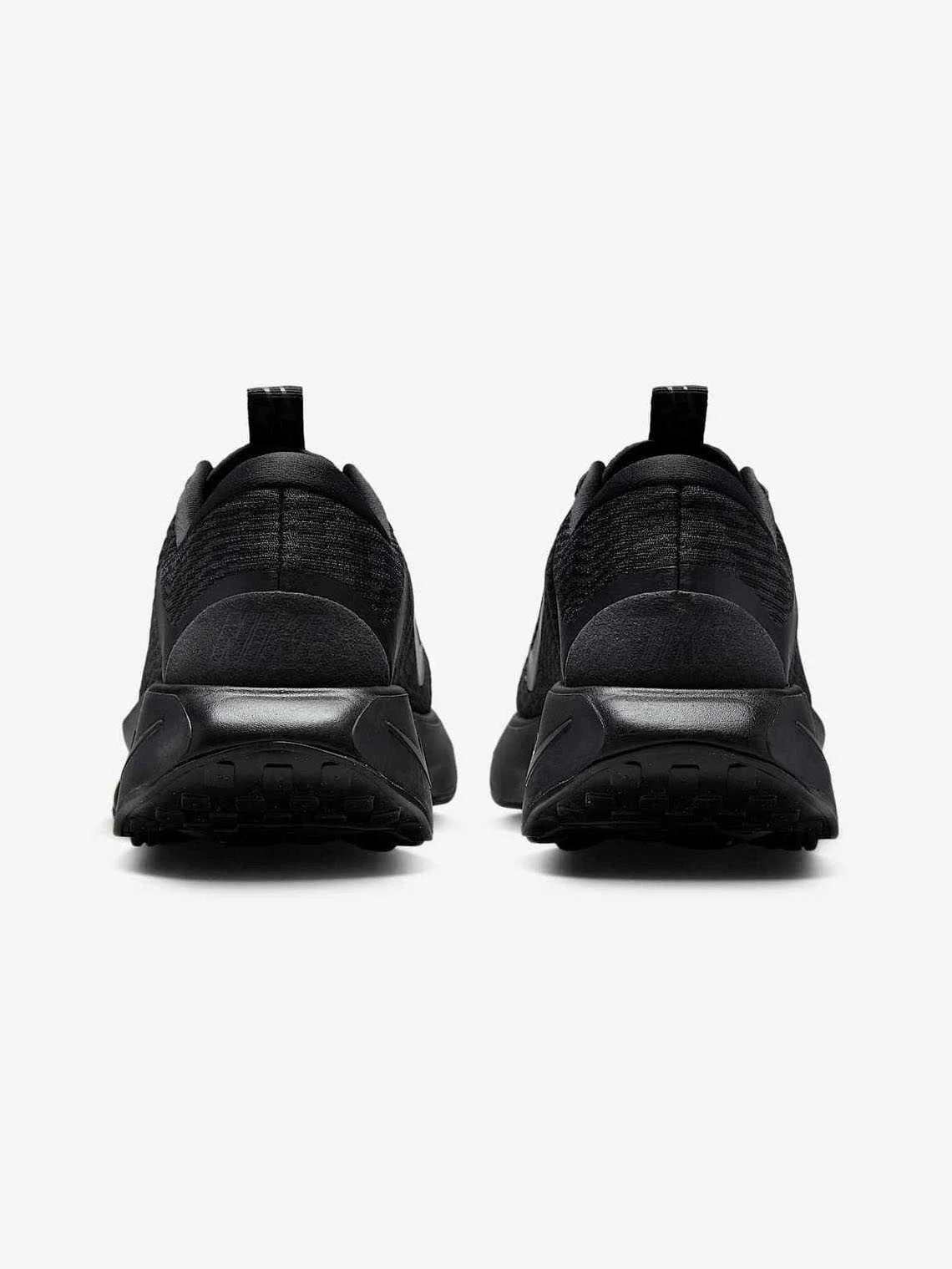 NIKE - NIKE MOTIVA NIKE - NIKE MOTIVA