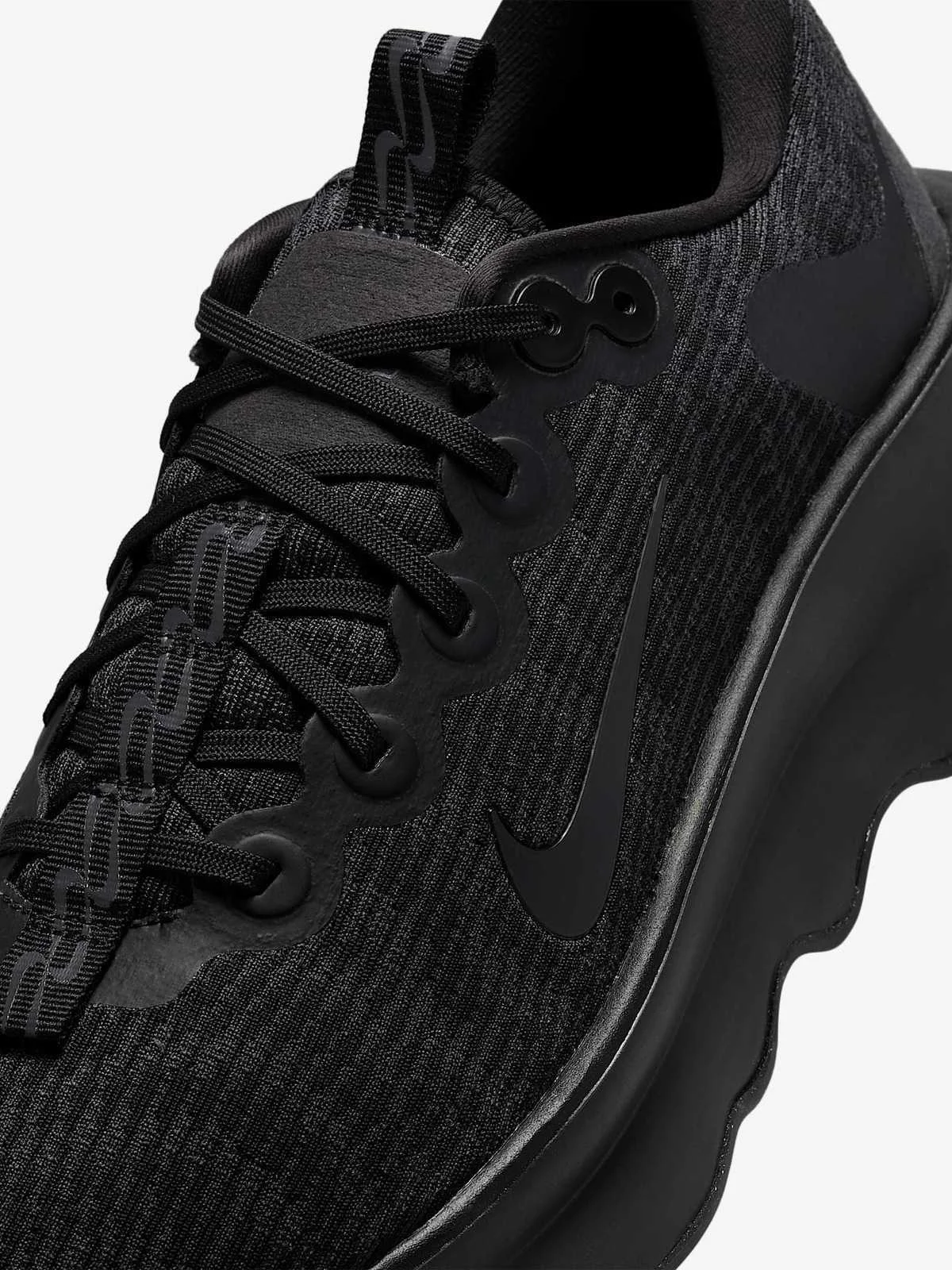 NIKE - NIKE MOTIVA NIKE - NIKE MOTIVA