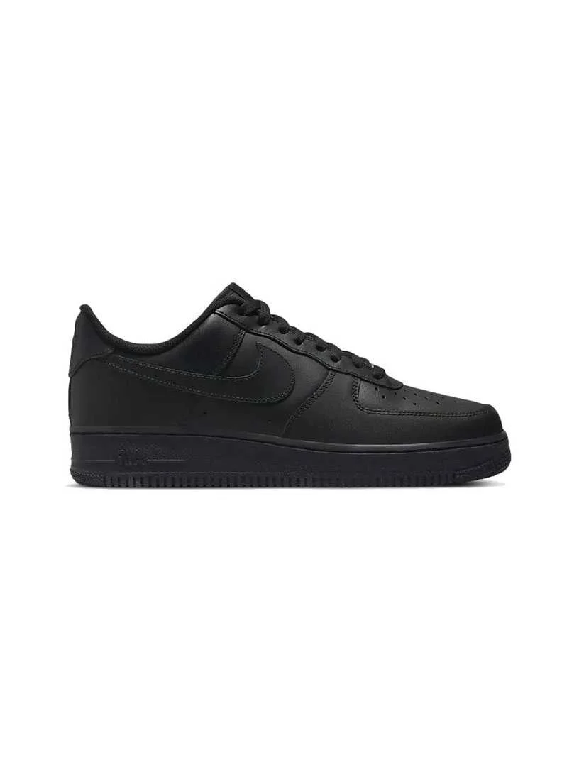 Nike - Air Force 1 '07 Nike - Air Force 1 '07