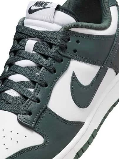 Nike - Dunk Low Retro Nike - Dunk Low Retro