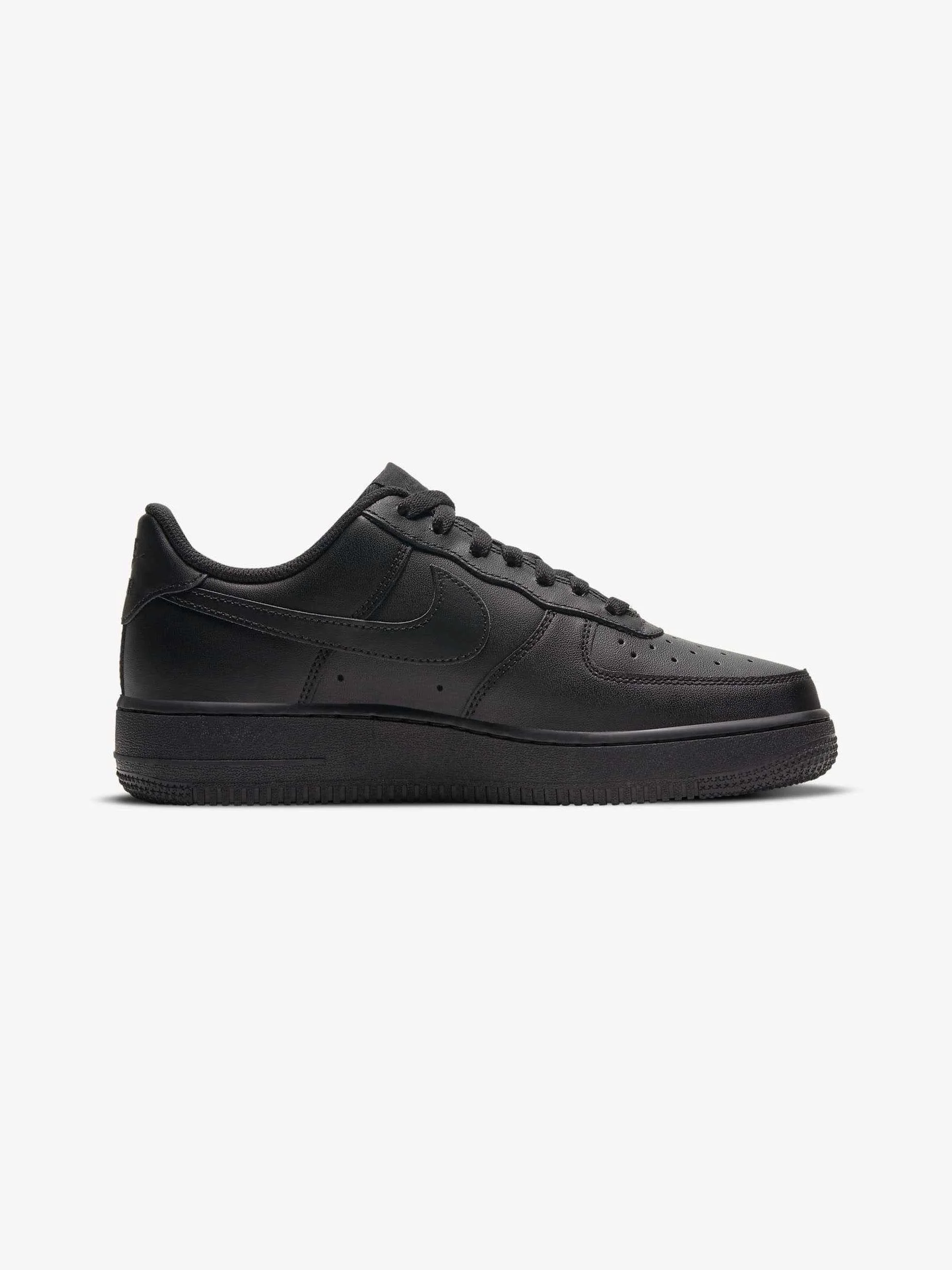 Nike - Air Force 1 '07 Nike - Air Force 1 '07