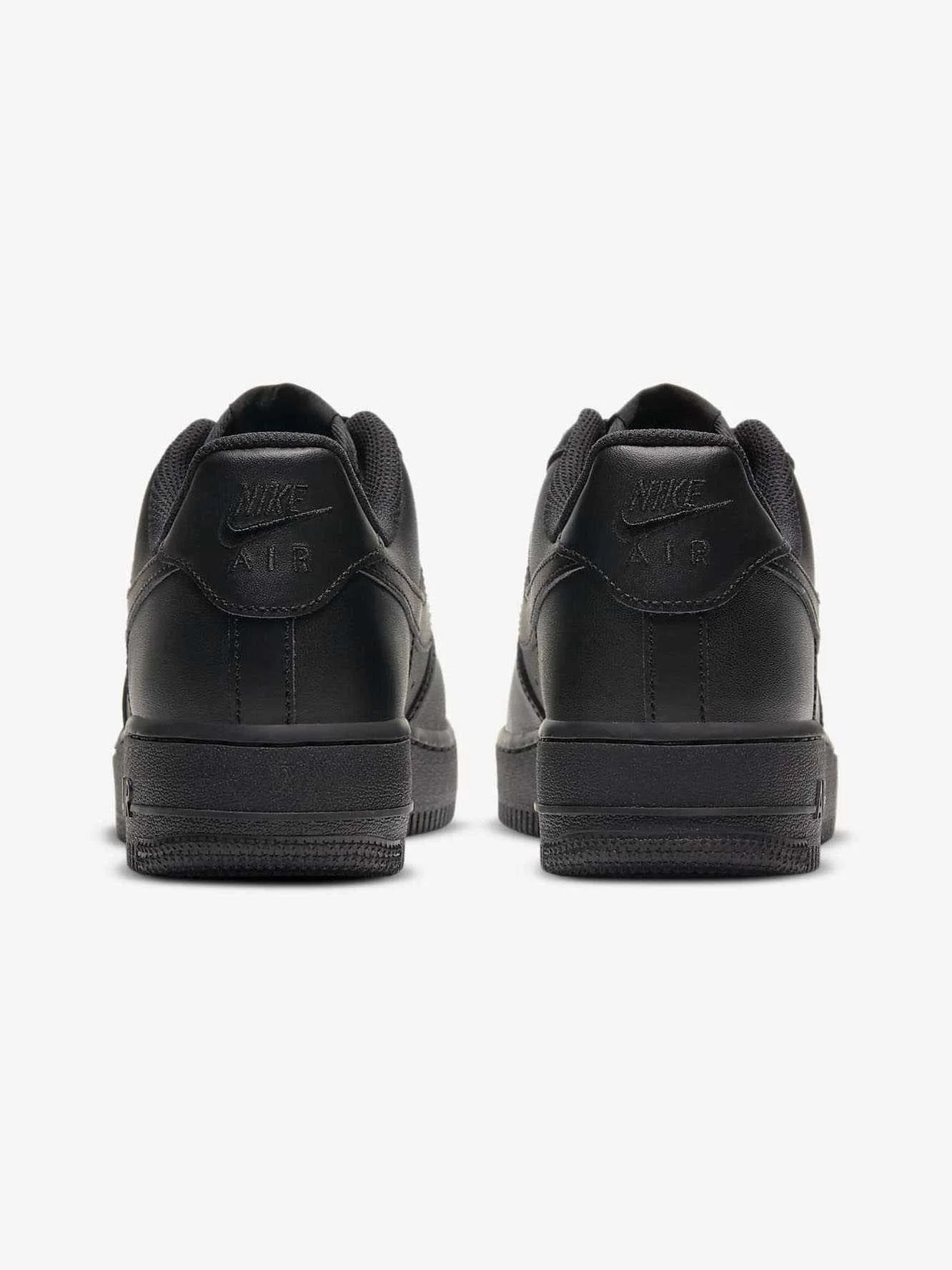 Nike - Air Force 1 '07 Nike - Air Force 1 '07
