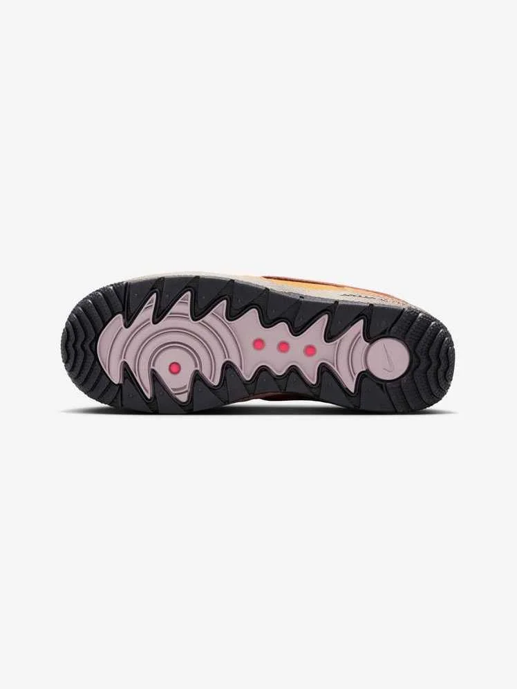 NIKE - Air Force 1 Wild NIKE - Air Force 1 Wild