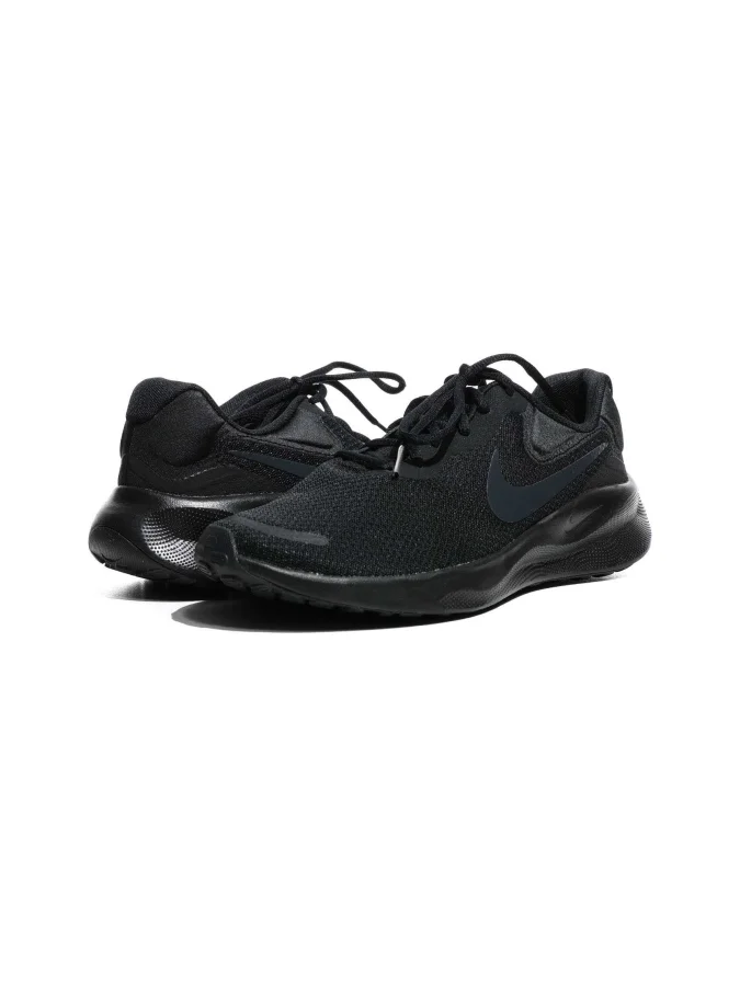 NIKE - Nike Revolution 7