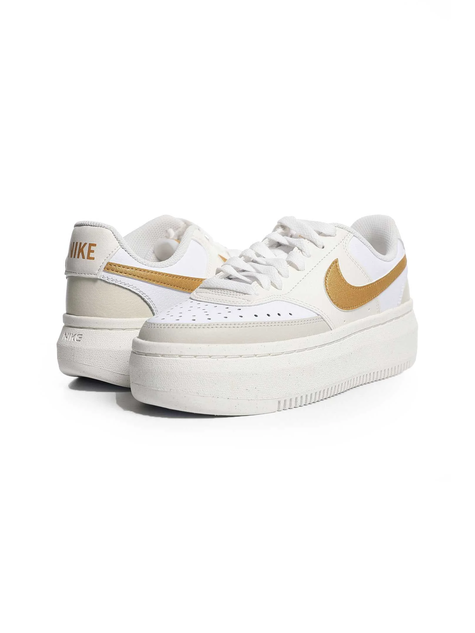 NIKE NIKE